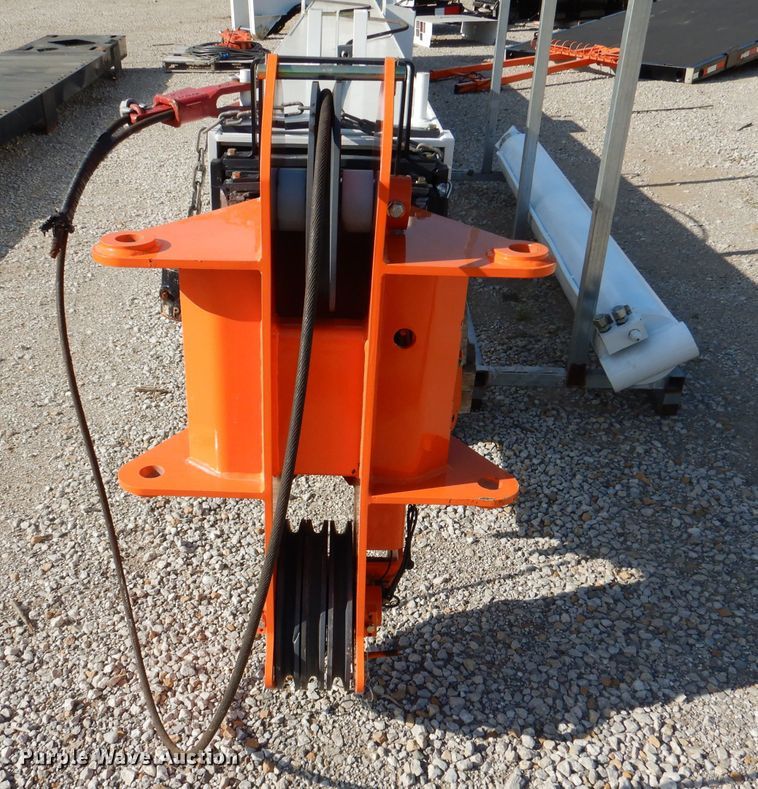 image for item DM1462 2018 Altec AC28-103B O/D  crane