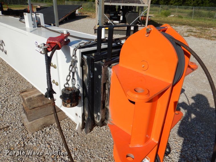 image for item DM1462 2018 Altec AC28-103B O/D  crane