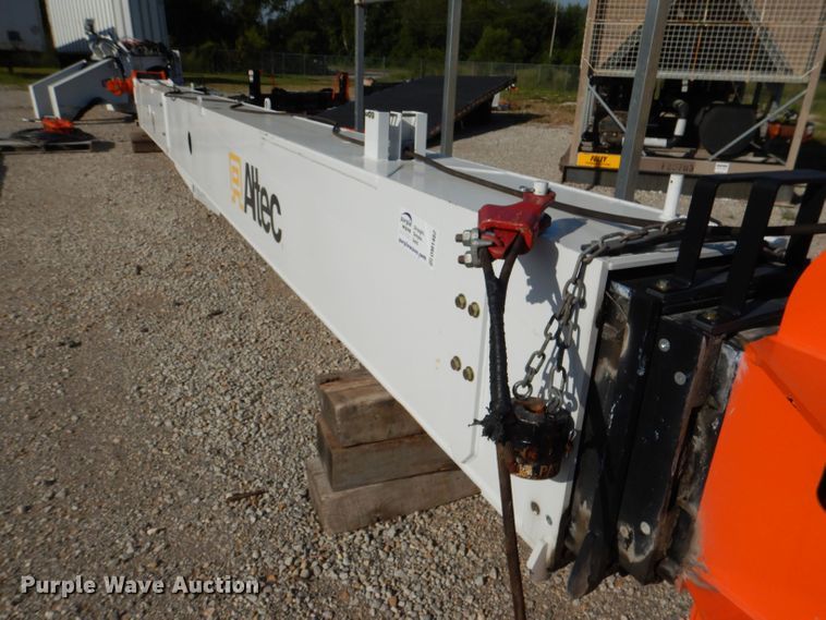 image for item DM1462 2018 Altec AC28-103B O/D  crane