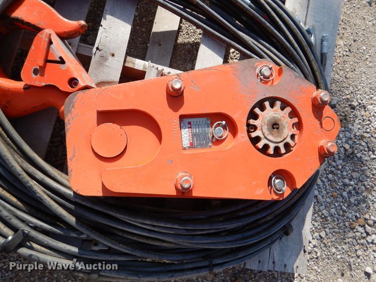 image for item DM1462 2018 Altec AC28-103B O/D  crane