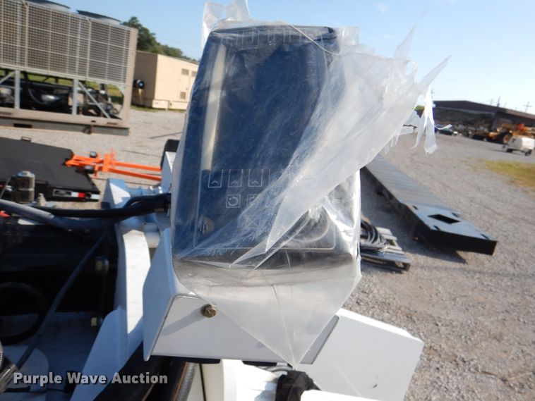 image for item DM1462 2018 Altec AC28-103B O/D  crane