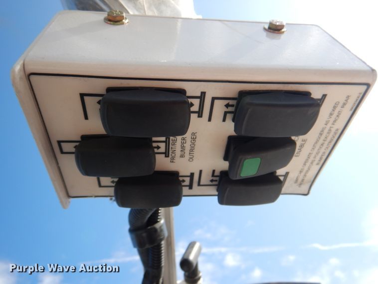 image for item DM1462 2018 Altec AC28-103B O/D  crane