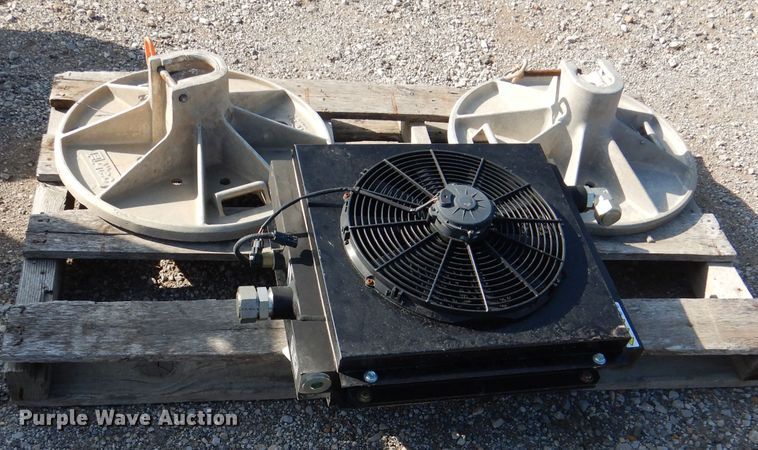 image for item DM1462 2018 Altec AC28-103B O/D  crane