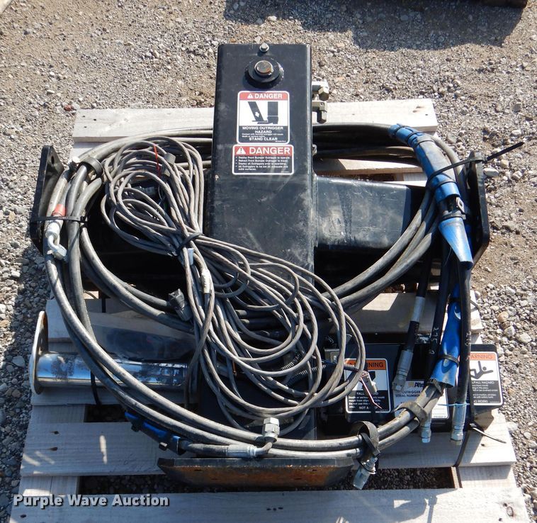 image for item DM1462 2018 Altec AC28-103B O/D  crane