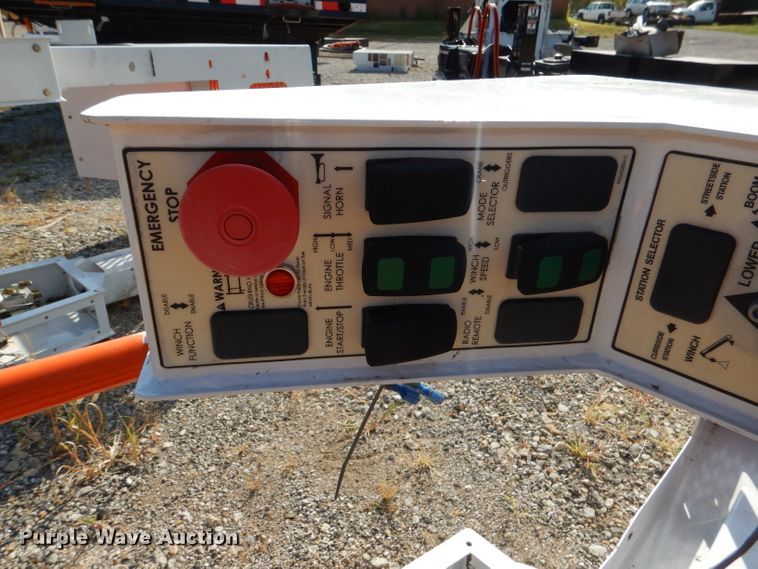 image for item DM1462 2018 Altec AC28-103B O/D  crane