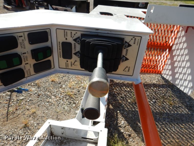 image for item DM1462 2018 Altec AC28-103B O/D  crane