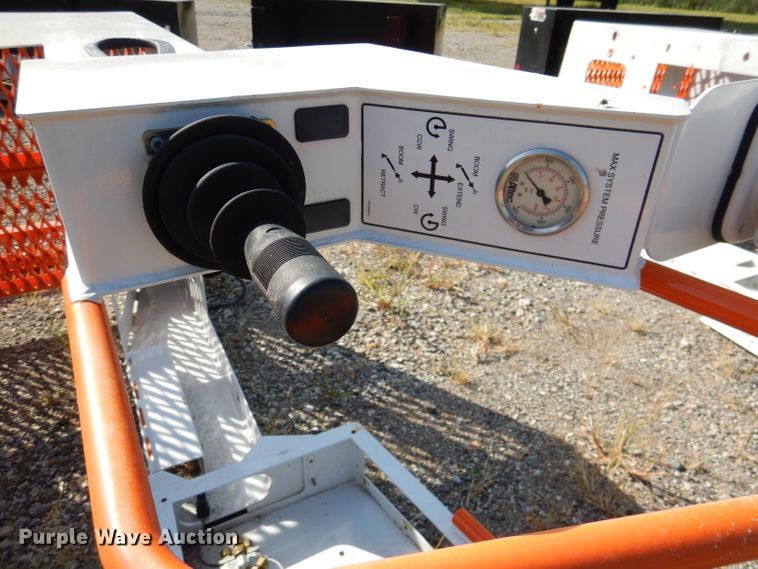 image for item DM1462 2018 Altec AC28-103B O/D  crane