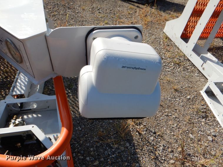 image for item DM1462 2018 Altec AC28-103B O/D  crane