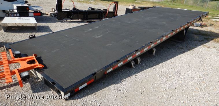 image for item DM1462 2018 Altec AC28-103B O/D  crane