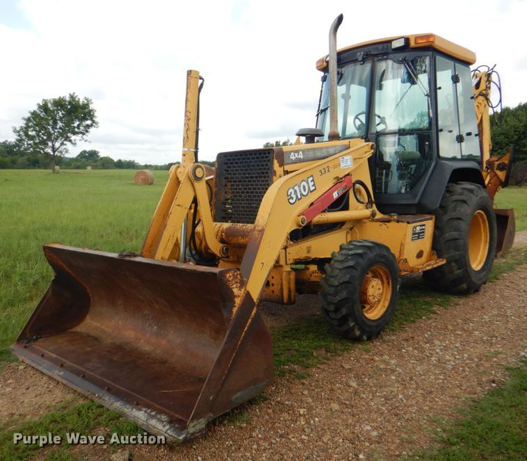 image for item DM3967 1997 John Deere 310E  backhoe