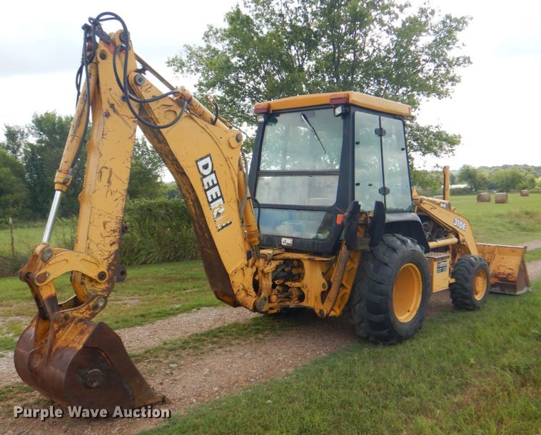 image for item DM3967 1997 John Deere 310E  backhoe