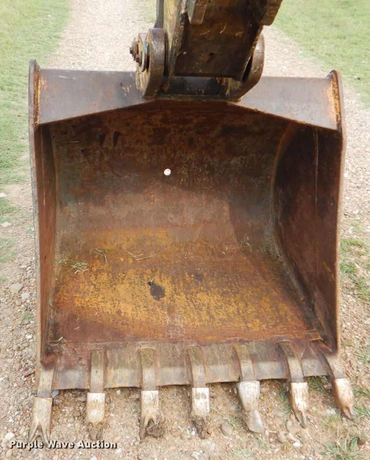 image for item DM3967 1997 John Deere 310E  backhoe