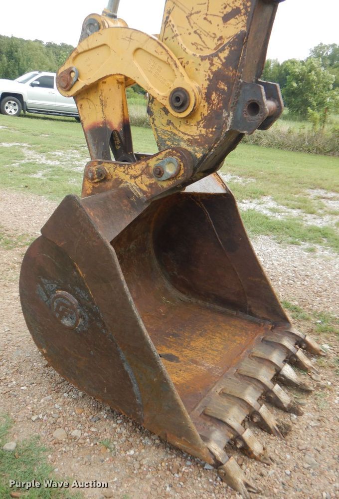 image for item DM3967 1997 John Deere 310E  backhoe