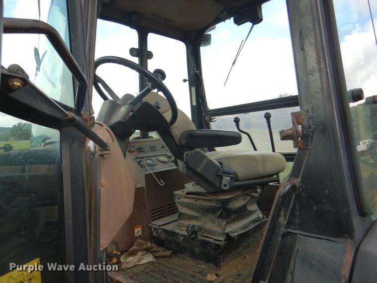 image for item DM3967 1997 John Deere 310E  backhoe