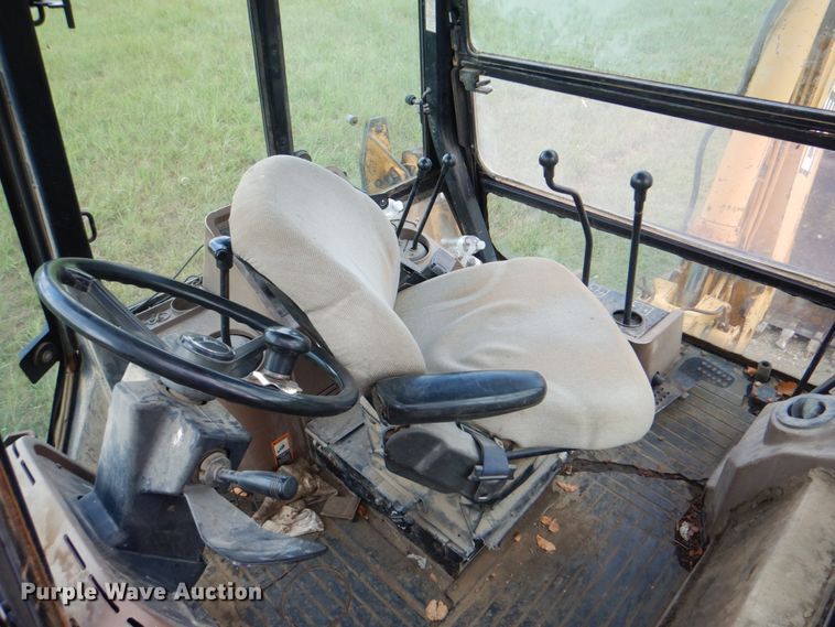 image for item DM3967 1997 John Deere 310E  backhoe