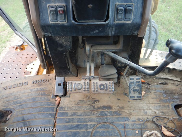 image for item DM3967 1997 John Deere 310E  backhoe