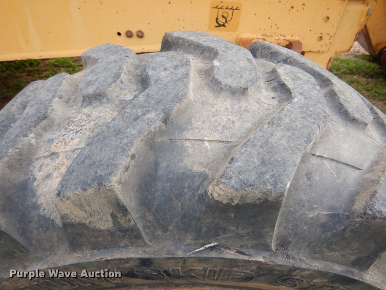 image for item DM3967 1997 John Deere 310E  backhoe