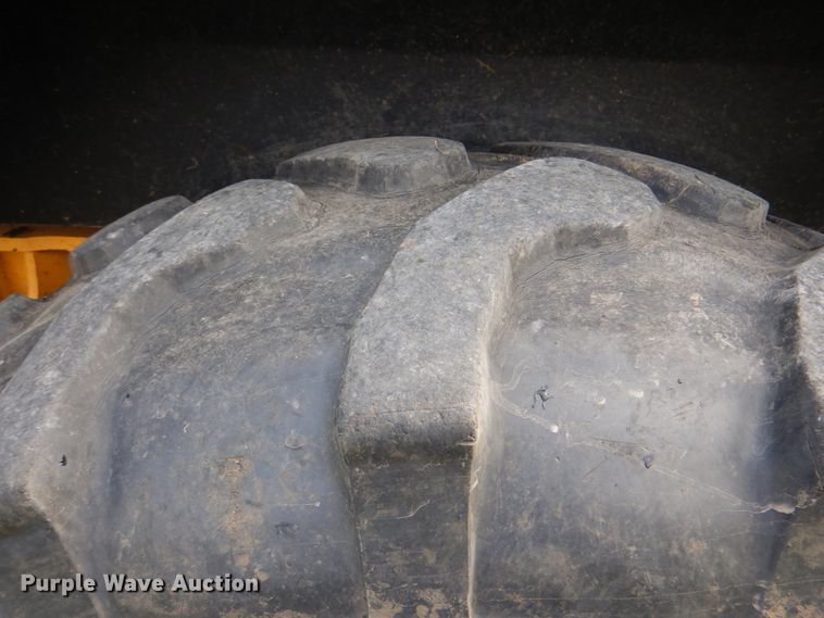 image for item DM3967 1997 John Deere 310E  backhoe