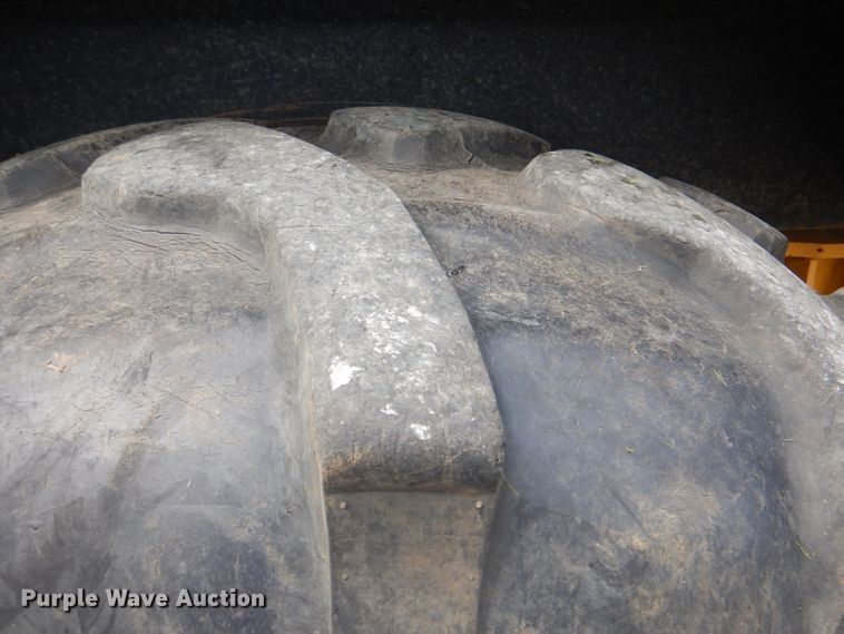 image for item DM3967 1997 John Deere 310E  backhoe