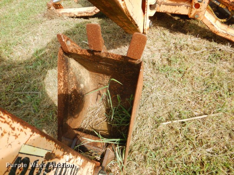 image for item DM3968 Allmand TLB 220  backhoe