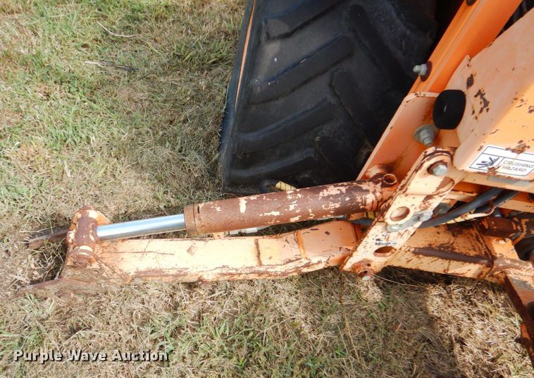 image for item DM3968 Allmand TLB 220  backhoe