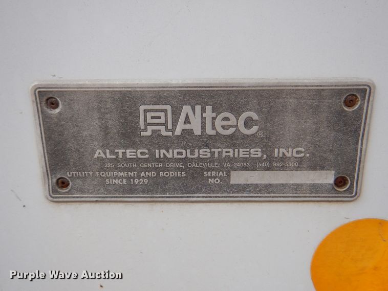 image for item DM3973 2004 Ford F750 Super Duty XL  bucket truck