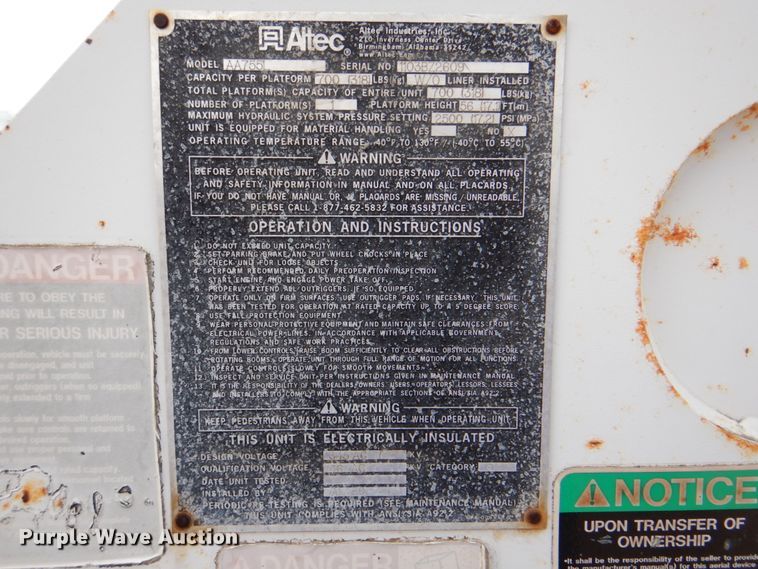 image for item DM3973 2004 Ford F750 Super Duty XL  bucket truck