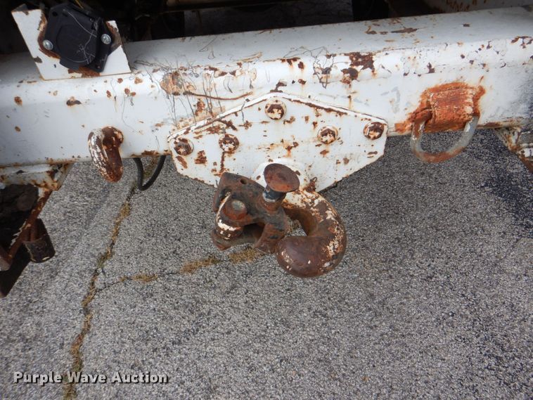 image for item DM3973 2004 Ford F750 Super Duty XL  bucket truck