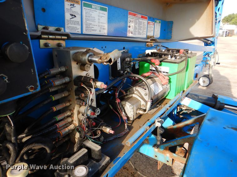 image for item DM3974 2013 Genie TZ-50DC  boom lift