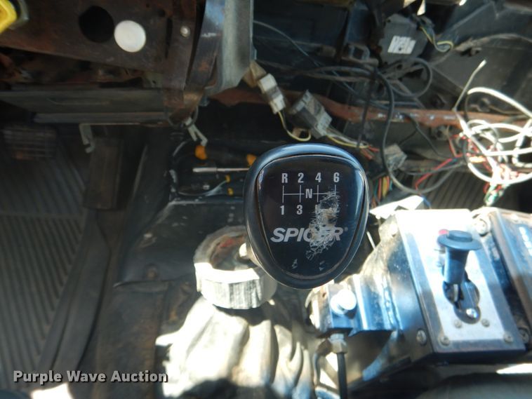 image for item DM3985 1999 Chevrolet C7500  dump truck