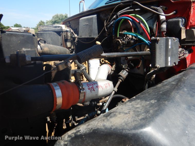 image for item DM3985 1999 Chevrolet C7500  dump truck