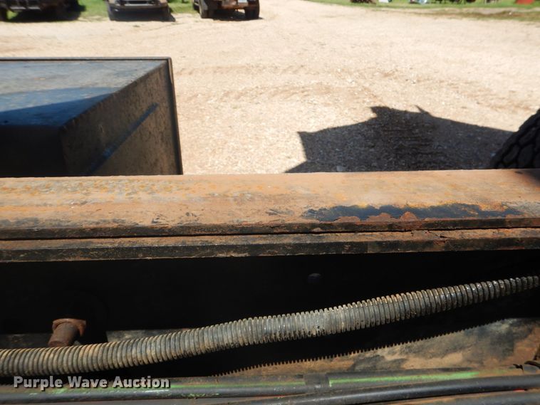 image for item DM3985 1999 Chevrolet C7500  dump truck