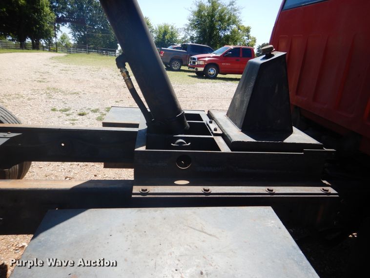 image for item DM3985 1999 Chevrolet C7500  dump truck