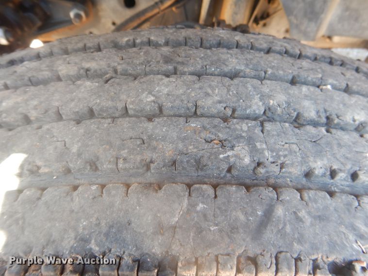 image for item DM3985 1999 Chevrolet C7500  dump truck