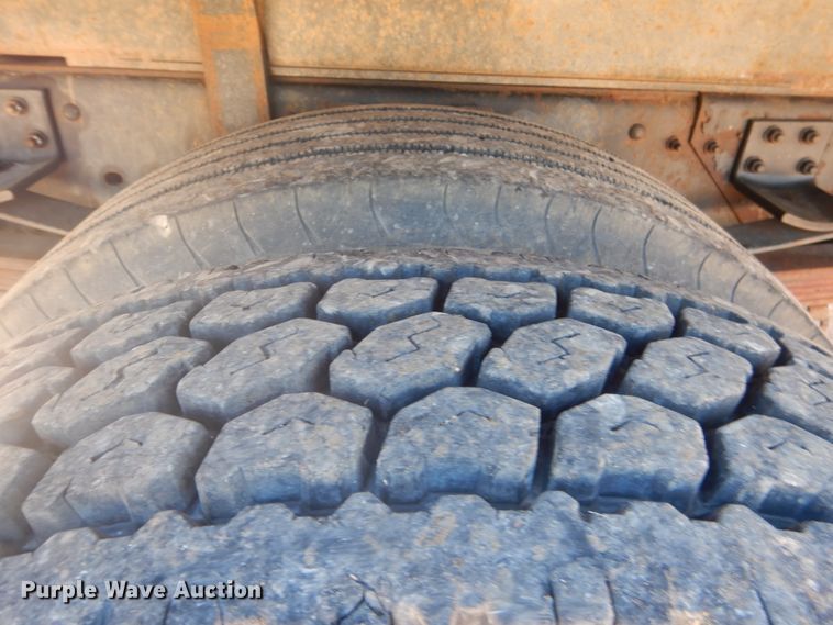 image for item DM3985 1999 Chevrolet C7500  dump truck