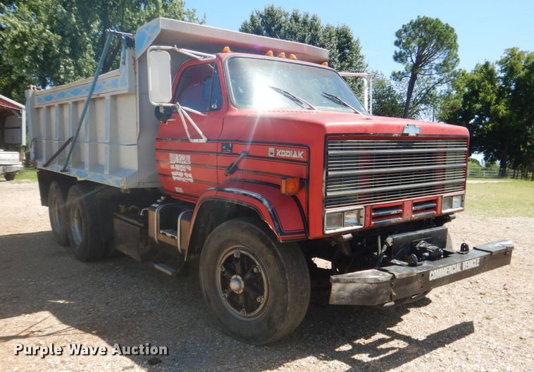 image for item DM3986 1989 Chevrolet Kodiak C70  dump truck