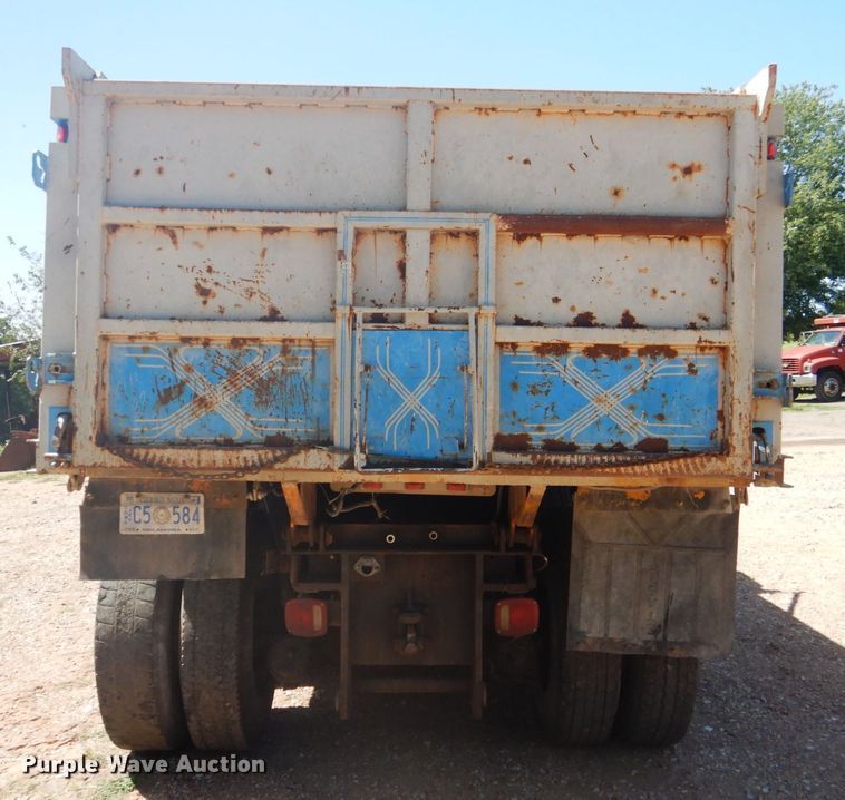 image for item DM3986 1989 Chevrolet Kodiak C70  dump truck