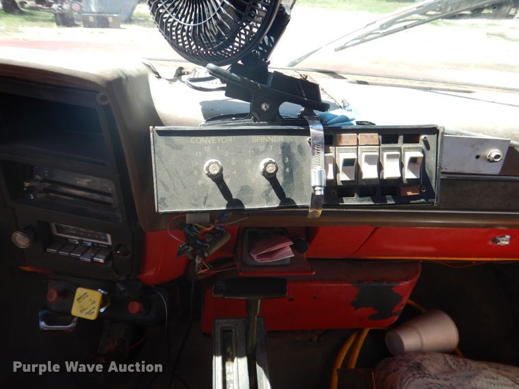 image for item DM3986 1989 Chevrolet Kodiak C70  dump truck