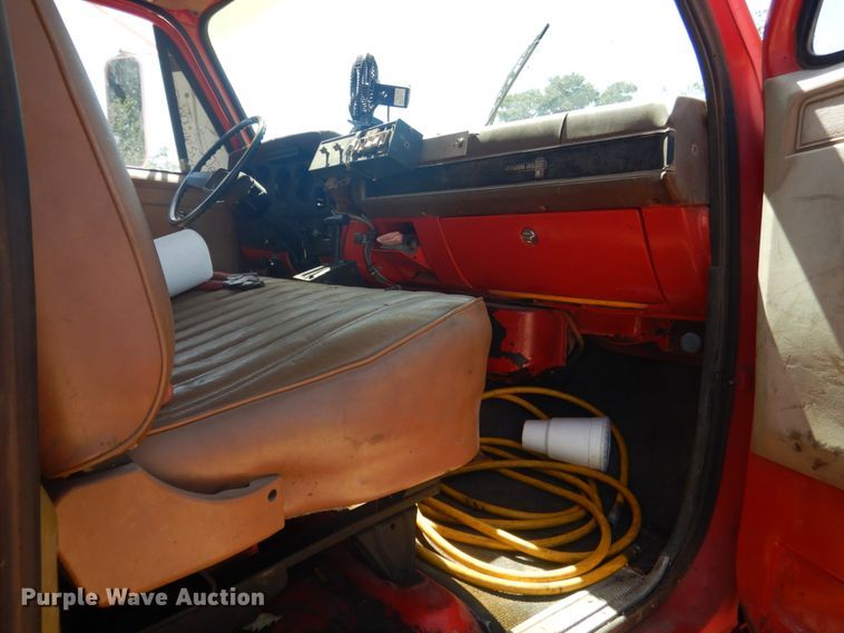 image for item DM3986 1989 Chevrolet Kodiak C70  dump truck