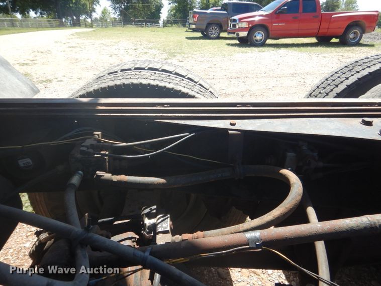 image for item DM3986 1989 Chevrolet Kodiak C70  dump truck