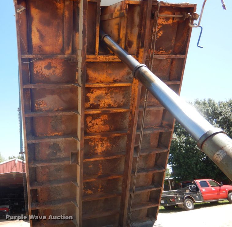 image for item DM3986 1989 Chevrolet Kodiak C70  dump truck