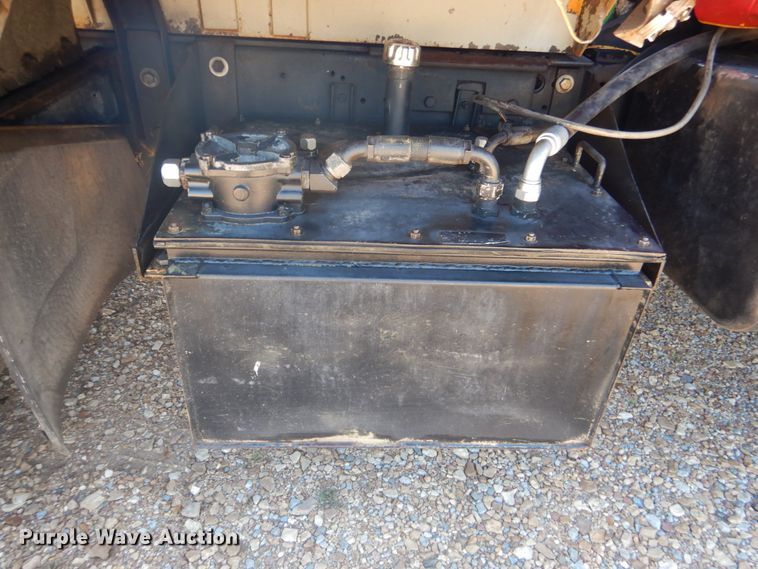 image for item DM3986 1989 Chevrolet Kodiak C70  dump truck