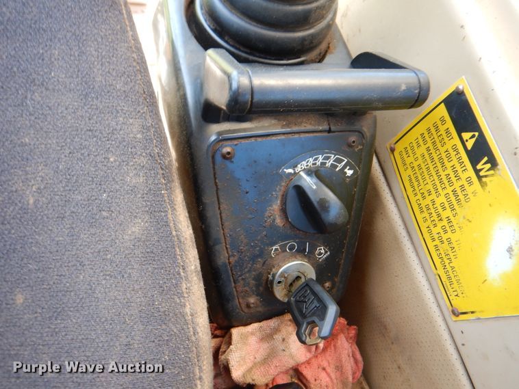 image for item DM3987 1994 Caterpillar 312  mini excavator