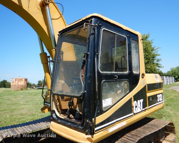 image for item DM3987 1994 Caterpillar 312  mini excavator