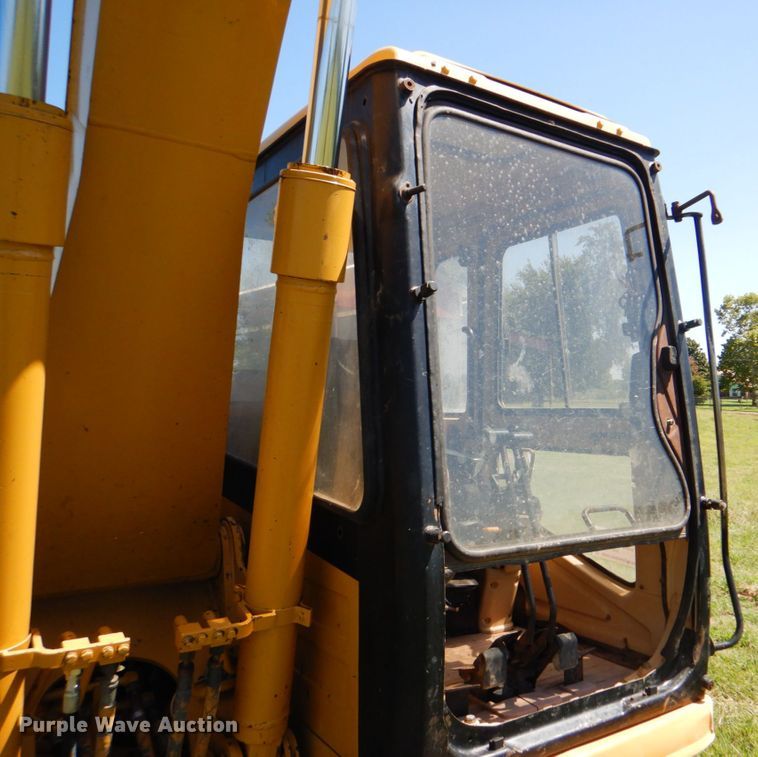 image for item DM3987 1994 Caterpillar 312  mini excavator