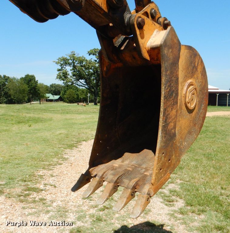 image for item DM3988 Case 590 Super L  industrial tractor