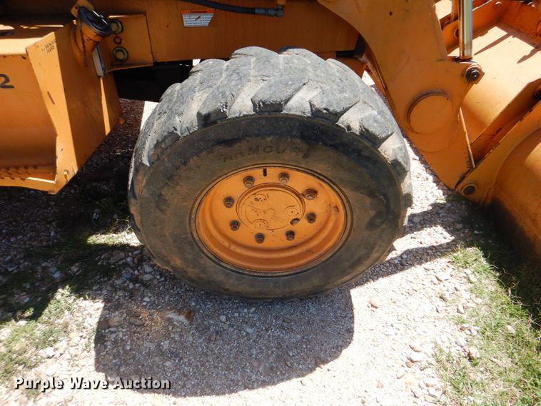 image for item DM3988 Case 590 Super L  industrial tractor