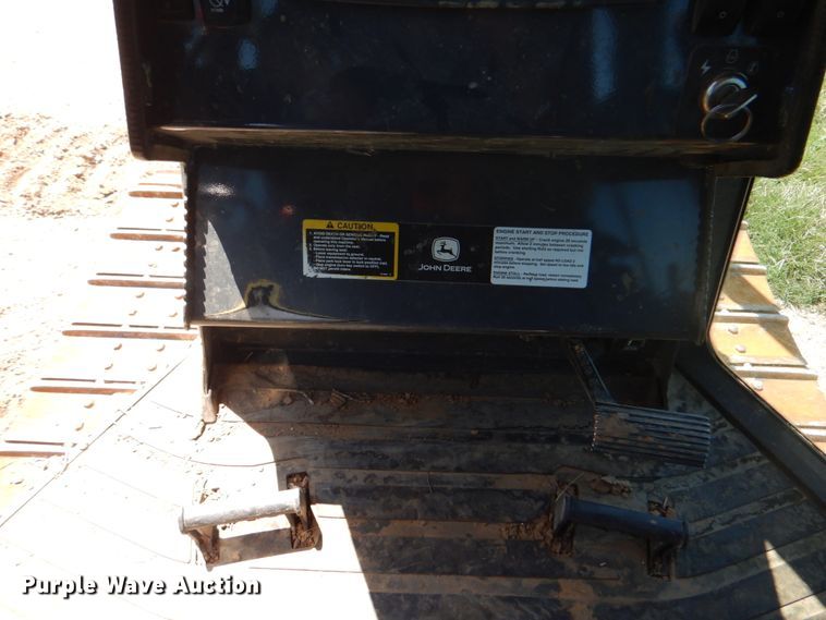 image for item DM3989 2013 John Deere 450J LT  dozer