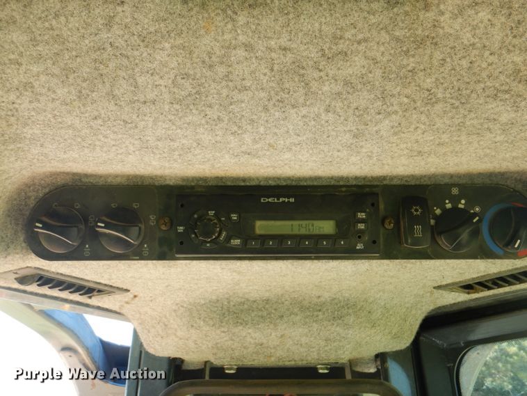 image for item DM3989 2013 John Deere 450J LT  dozer