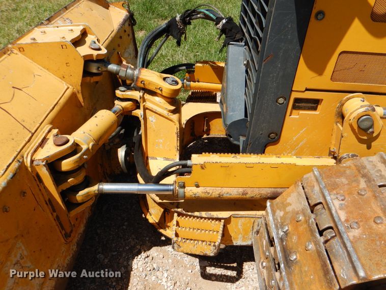 image for item DM3989 2013 John Deere 450J LT  dozer